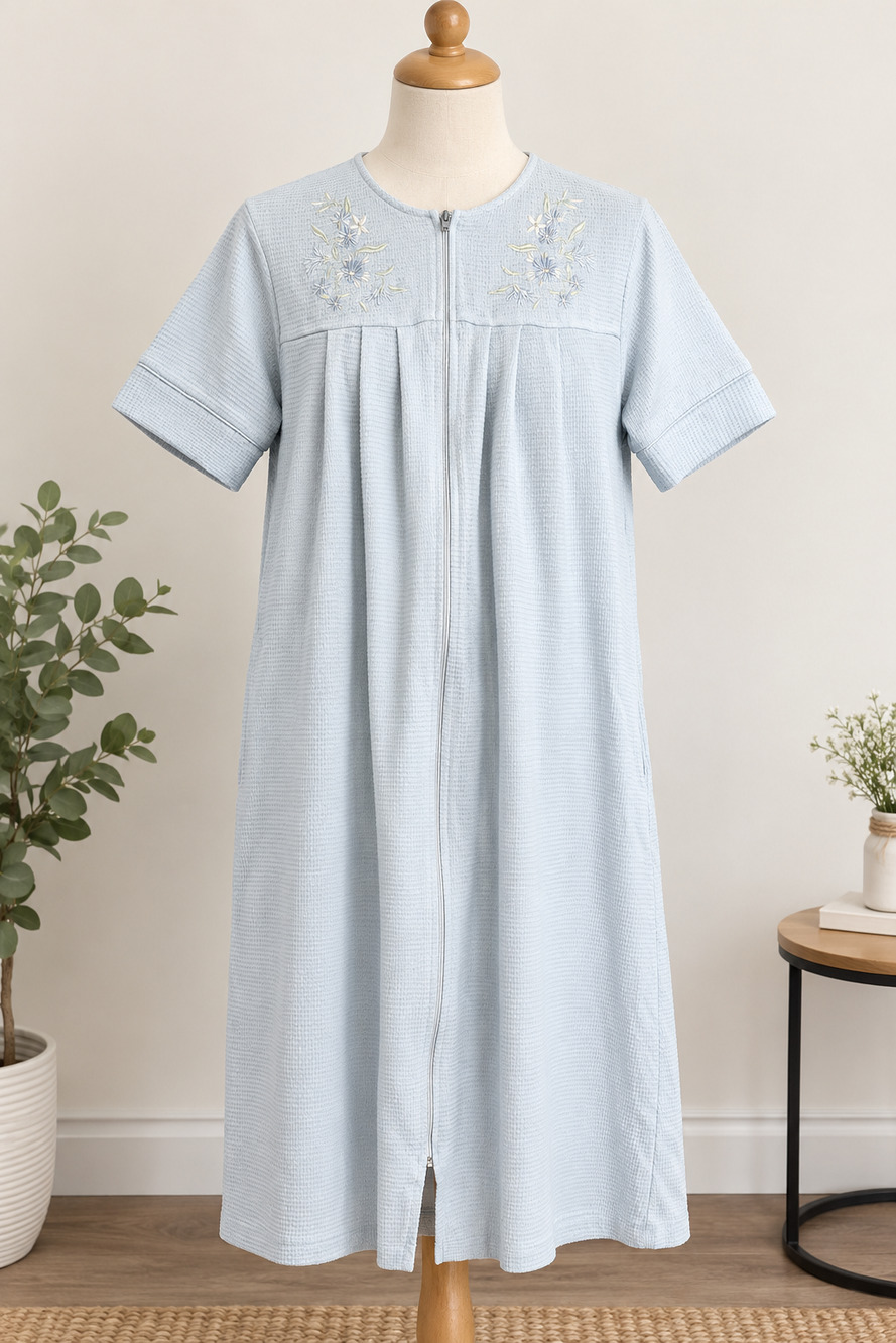 Vintage Seersucker Housecoat Zip Front Robe Small Blue Floral Grandmacore Duster